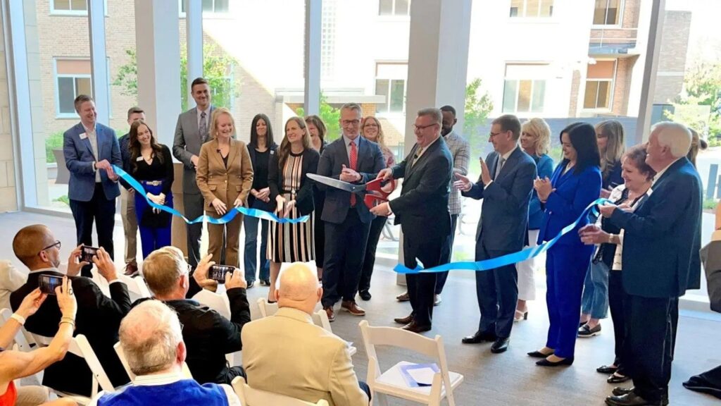 Mayo Clinic opens hospital enlargement in Mankato, Minnesota