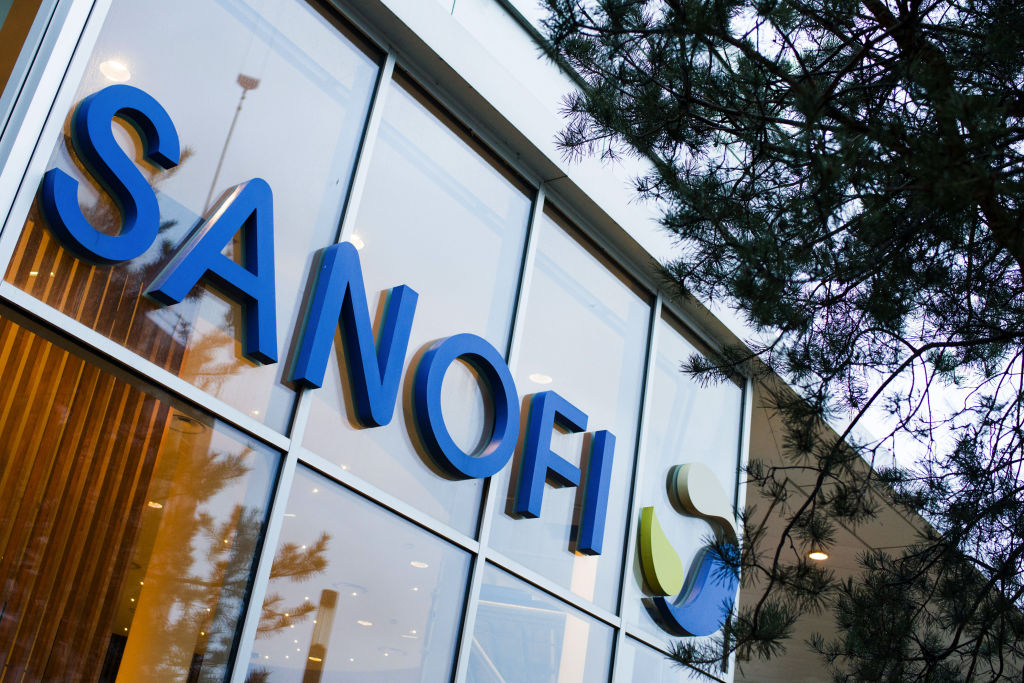 Sanofi and Regeneron Organic Drug Dupixent safe new FDA approval for COPD