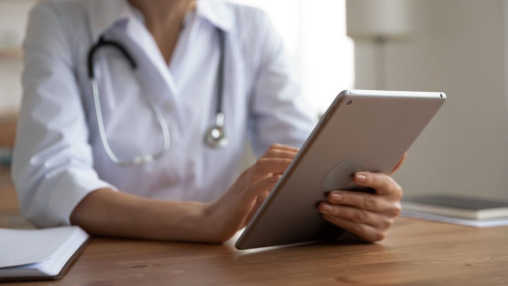 VisionFlex and Amplar to supply digital care to older Australians