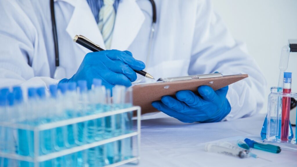 FDA points CRL for Aldeyra’s reproxalap drug software